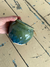 Load image into Gallery viewer, Turquoise Vase
